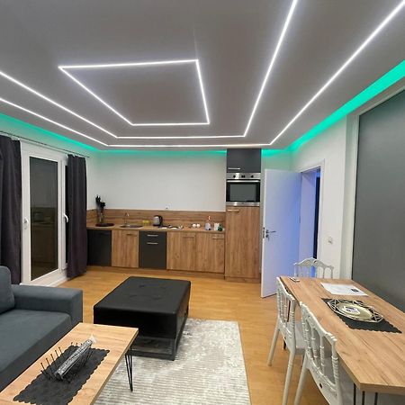 38 Apartment 3 พริสตีนา ภายนอก รูปภาพ